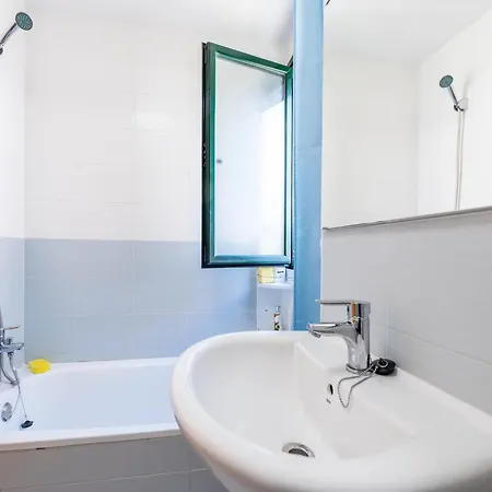 In Asturias Near Playa De Torimbia 아파트